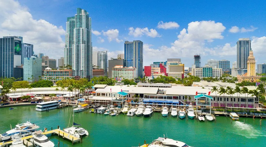 Shopping & Entertainment in Miami