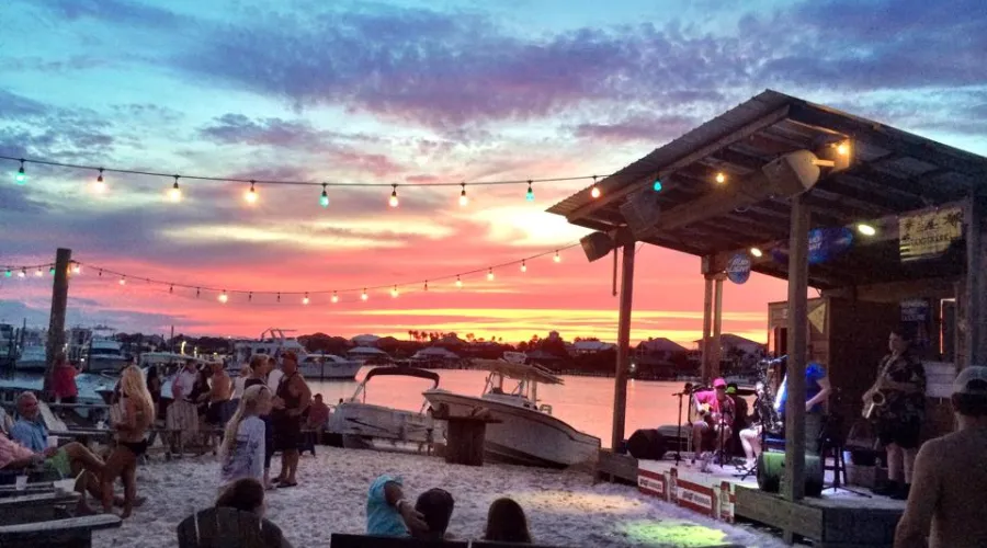 Enjoy Live Music at Flora-Bama