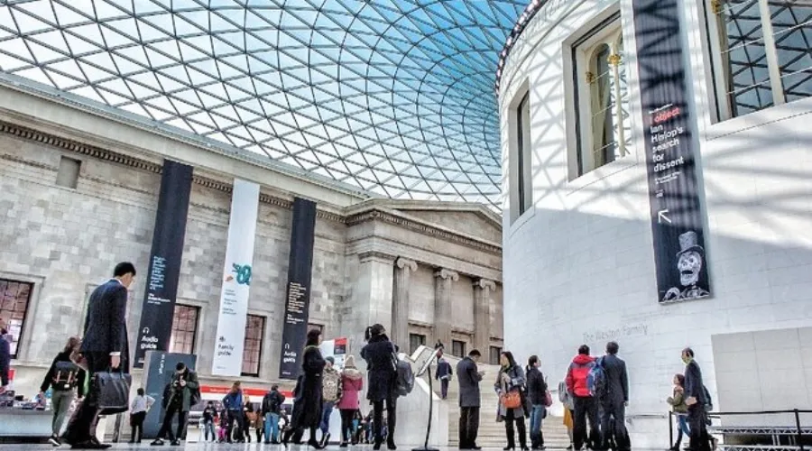 VIP Royal & Exclusive Access Experiences